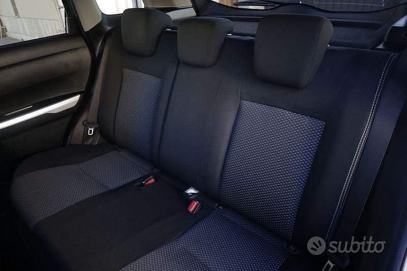 Usata Suzuki Vitara 120 CV (88 kW) 2015 Grigio SUV