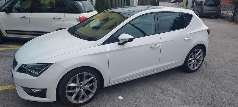 Usata Seat Leon FR 150 CV (110 kW) 2015 Bianco Berlina