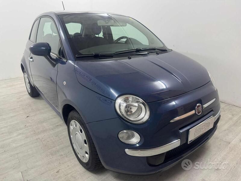Usata Fiat 500 Lounge 69 CV (50 kW) 2013 Blu pastello Utilitaria