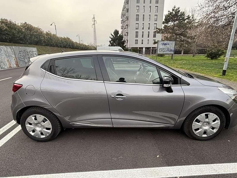 Usata Renault Clio IV 90 CV (66 kW) 2016 Berlina