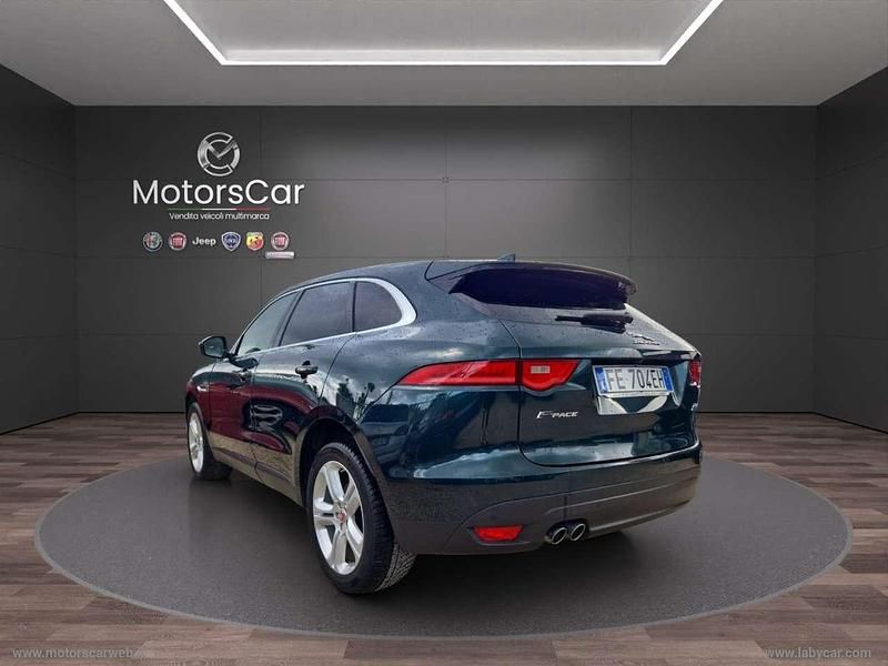 Usata Jaguar F-Pace Portfolio 180 CV (132 kW) 2016 Verde SUV