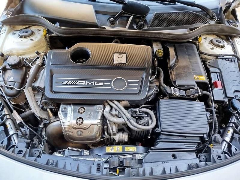 Bianco Usata 2016 Mercedes CLA45 AMG Shooting Brake AMG Station wagon | 25.000 € (Buon prezzo) - Immagine 1/4