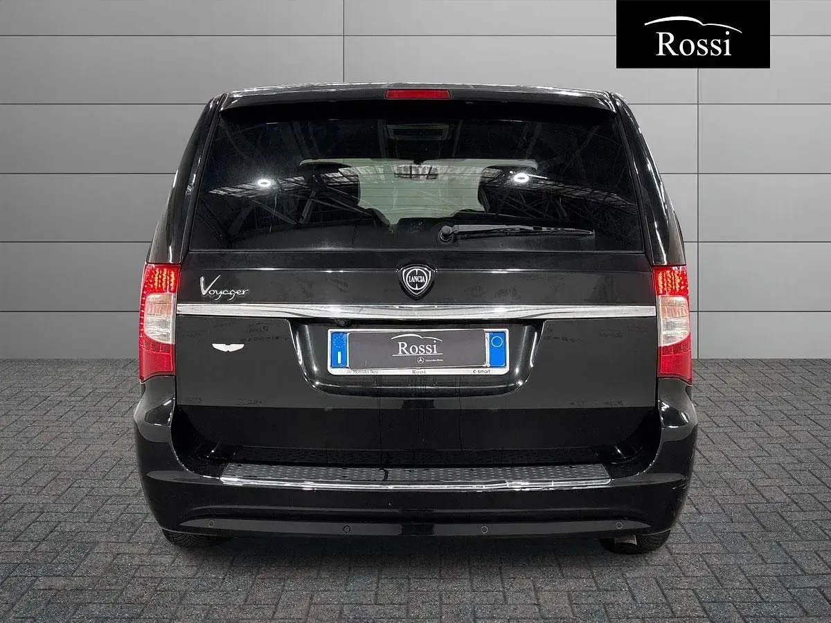 Usata Lancia Voyager Platinum 177 CV (130 kW) 2014 Monovolume