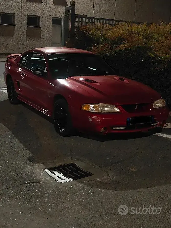 Usata Ford Mustang 500 CV (367 kW) 1996 Rosso Coupé