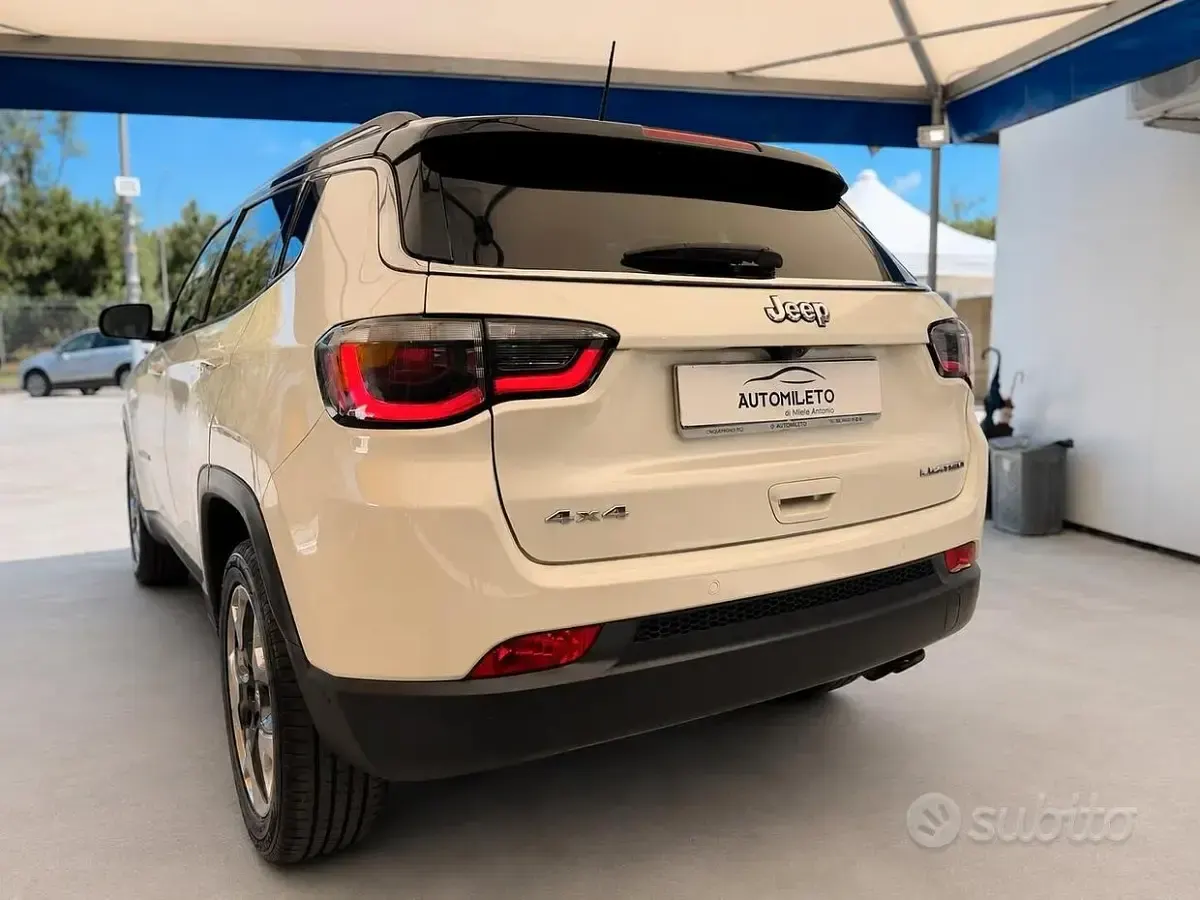 Usata Jeep Compass Limited 140 CV (102 kW) 2018 Bianco SUV