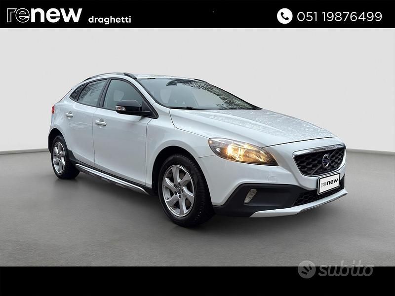 Usata Volvo V40 CC Momentum 114 CV (83 kW) 2013 Bianco Station wagon
