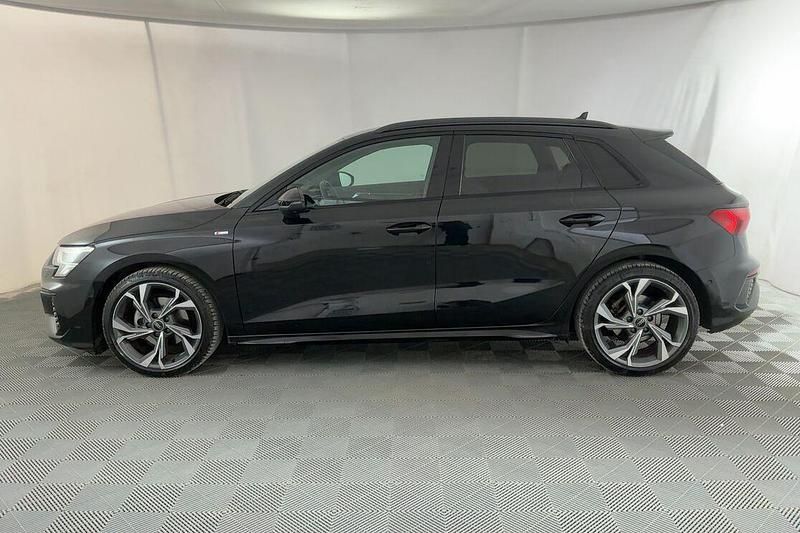 Usata Audi A3 Sportback e-tron S-Line 110 CV (80 kW) 2023 Nero Utilitaria