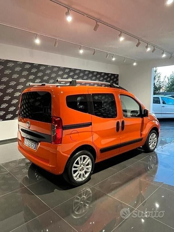 Usata Fiat Qubo Lounge 77 CV (56 kW) 2019 Arancione Monovolume
