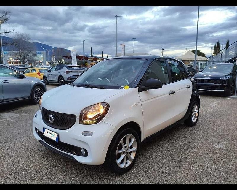 Bianco Usata 2018 Smart ForFour Utilitaria | 10.900 € (Buon prezzo) - Immagine 1/4