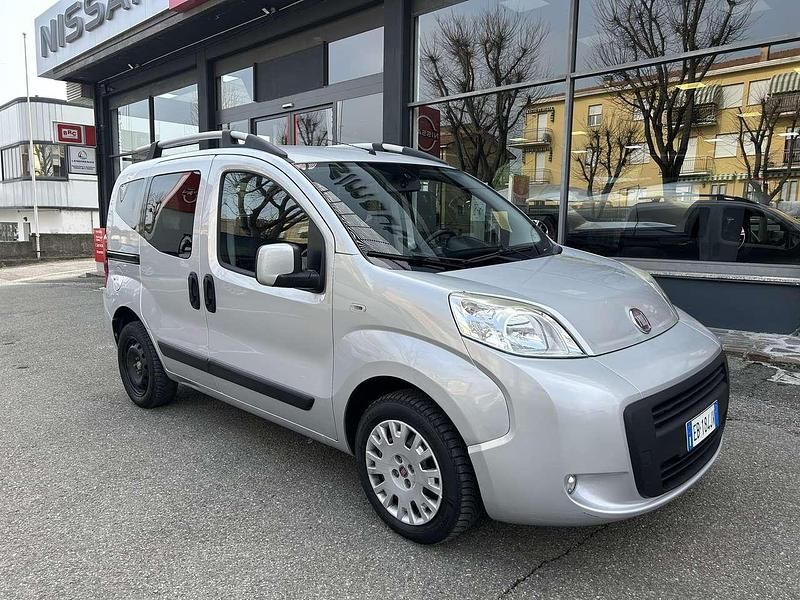 Usata Fiat Qubo Dynamic 73 CV (53 kW) 2010 Argento Monovolume