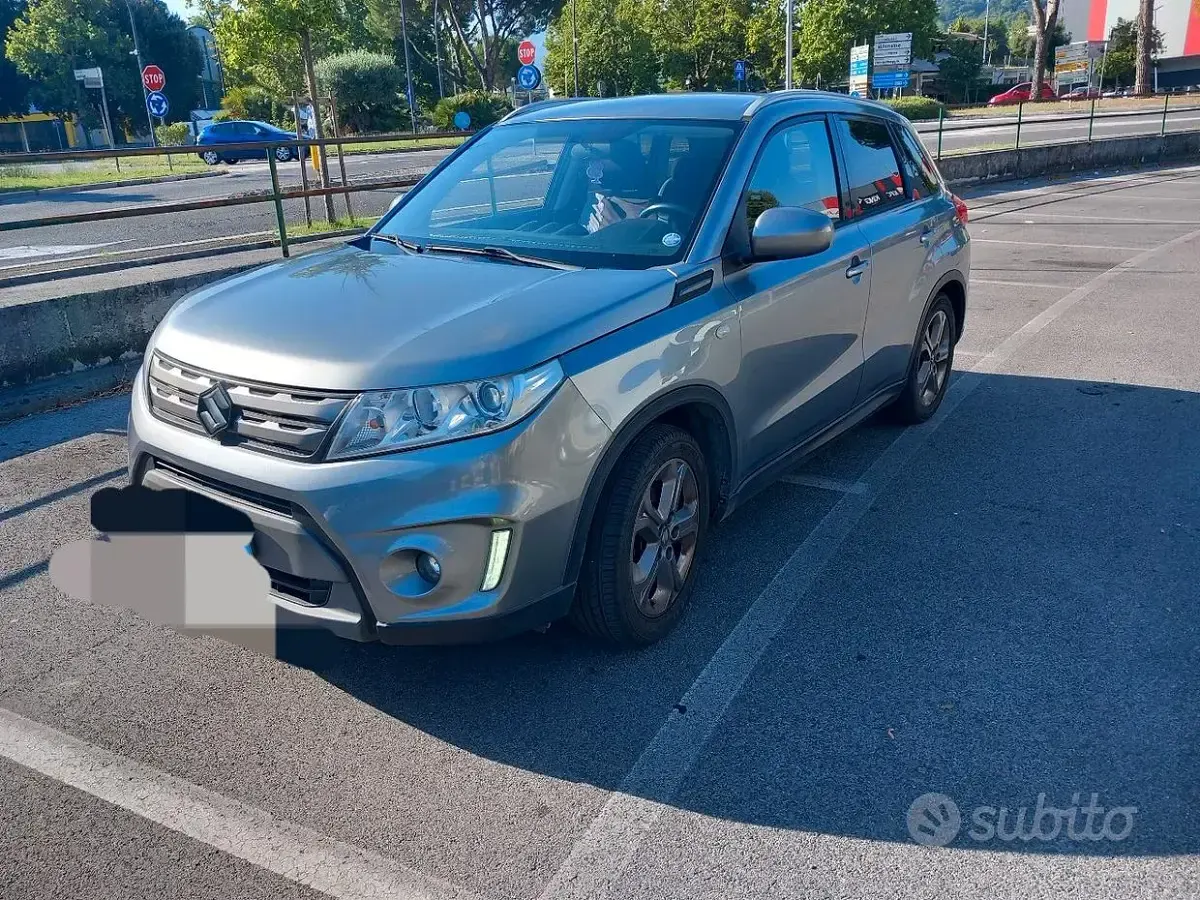 Usata Suzuki Vitara 2017 Grigio SUV