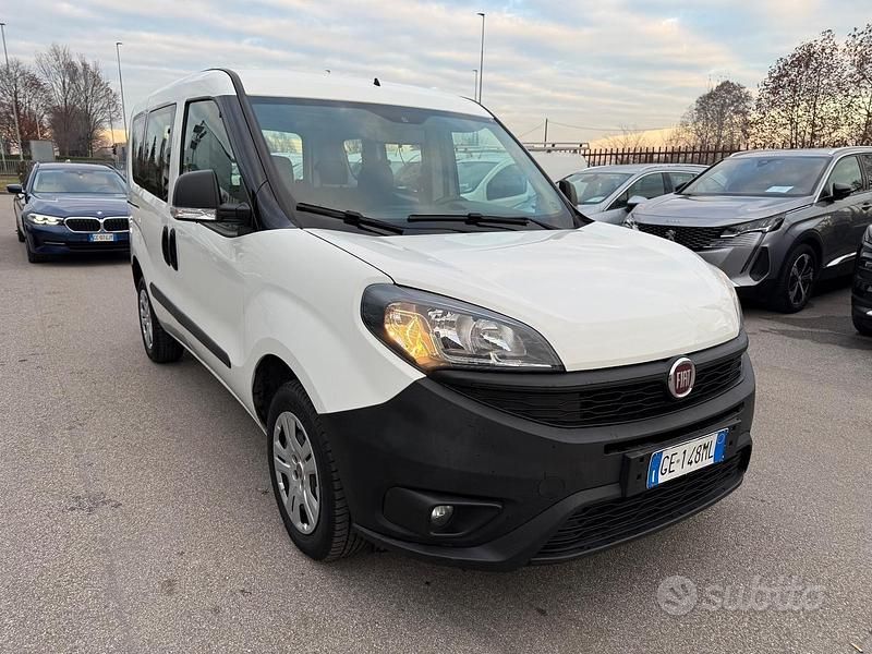 Usata Fiat Doblò Easy 95 CV (69 kW) 2021 Bianco Monovolume