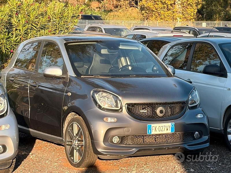 Usata Smart ForFour Brabus 109 CV (80 kW) 2017 Grigio Utilitaria