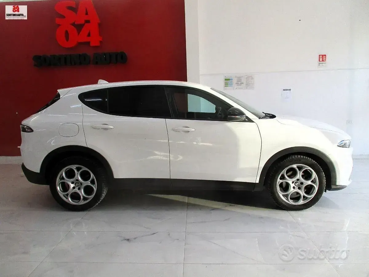 Usata Alfa Romeo Tonale Sprint 131 CV (96 kW) 2022 Bianco SUV