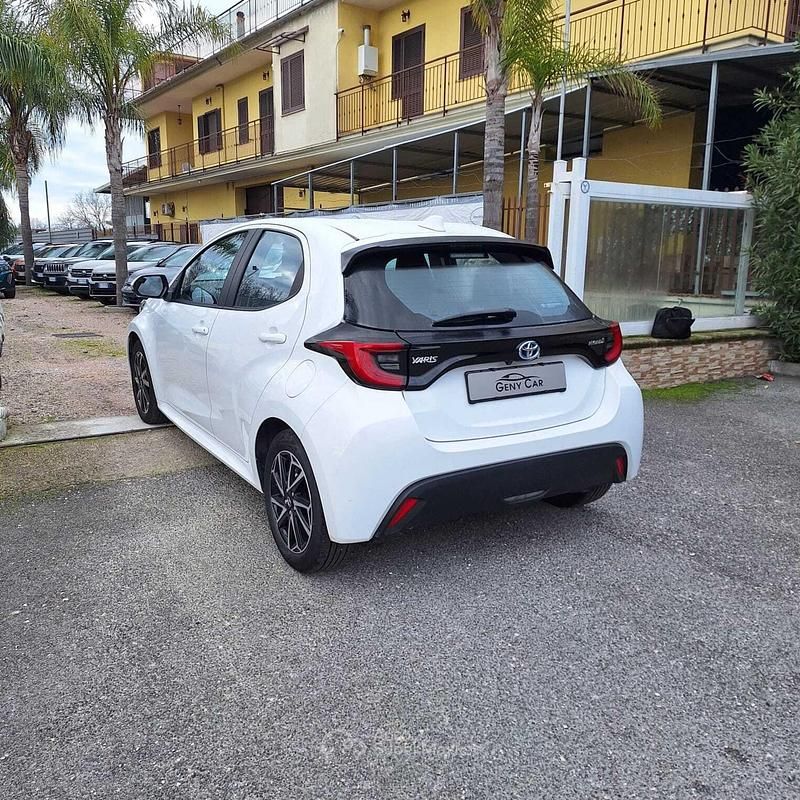Usata Toyota Yaris Trend 116 CV (85 kW) 2022 Bianco Berlina