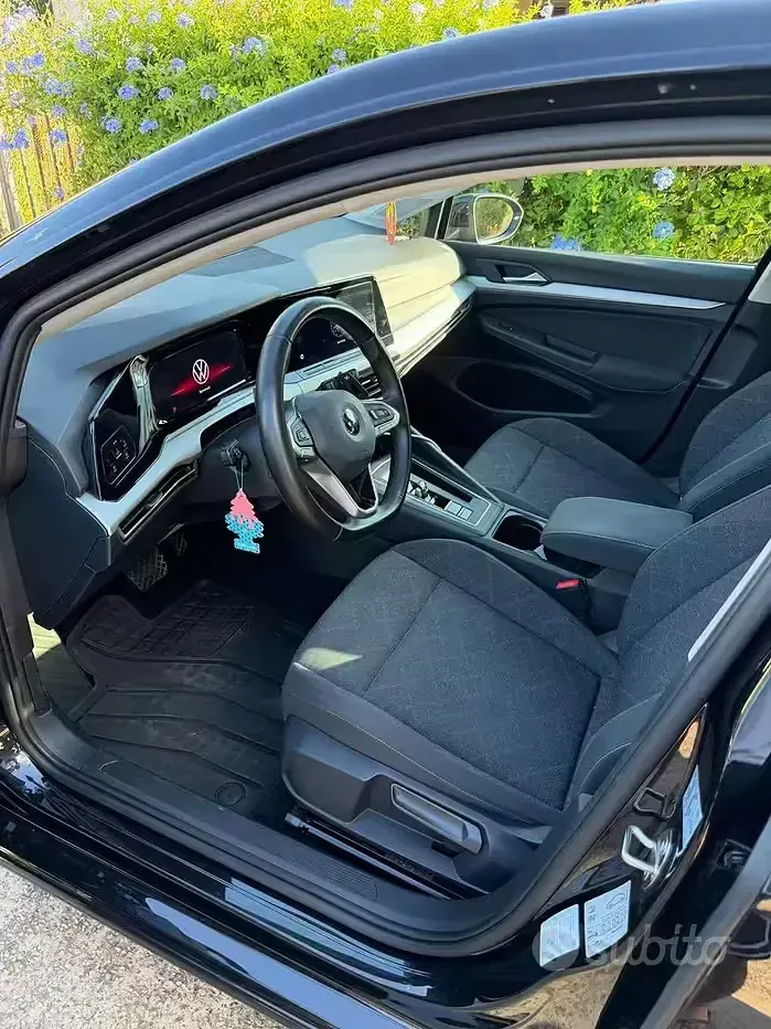 Usata VW Golf VIII 116 CV (85 kW) 2022 Nero Berlina