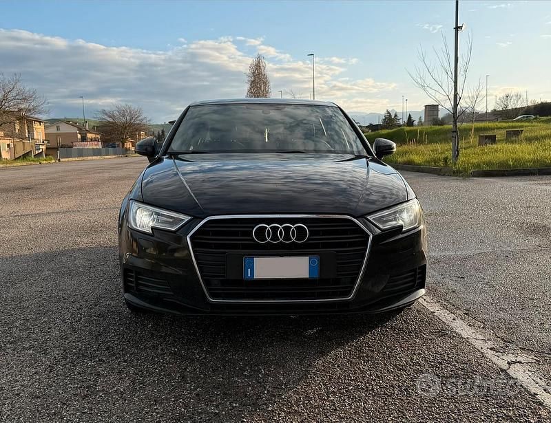 Usata Audi A3 116 CV (85 kW) 2017 Nero Berlina