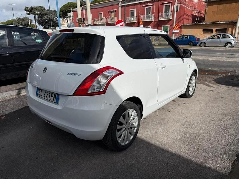 Usata Suzuki Swift 74 CV (54 kW) 2012 Bianco Utilitaria