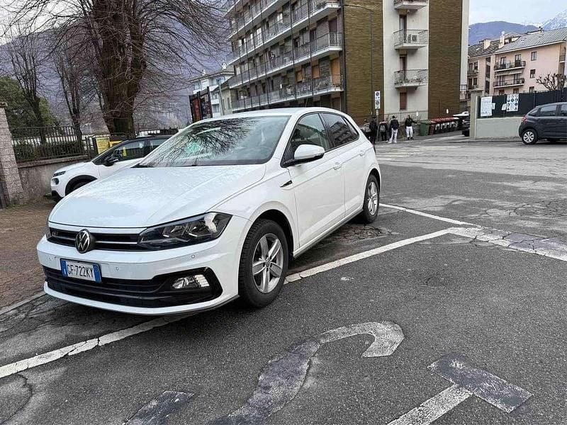 Usata VW Polo Sportline 80 CV (58 kW) 2021 Bianco Berlina