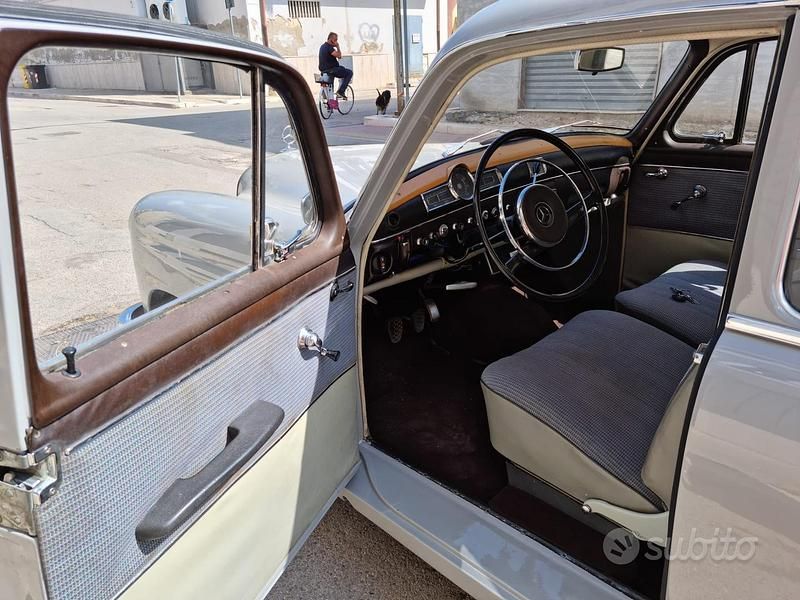 Usata Mercedes 190 1960 Grigio Berlina