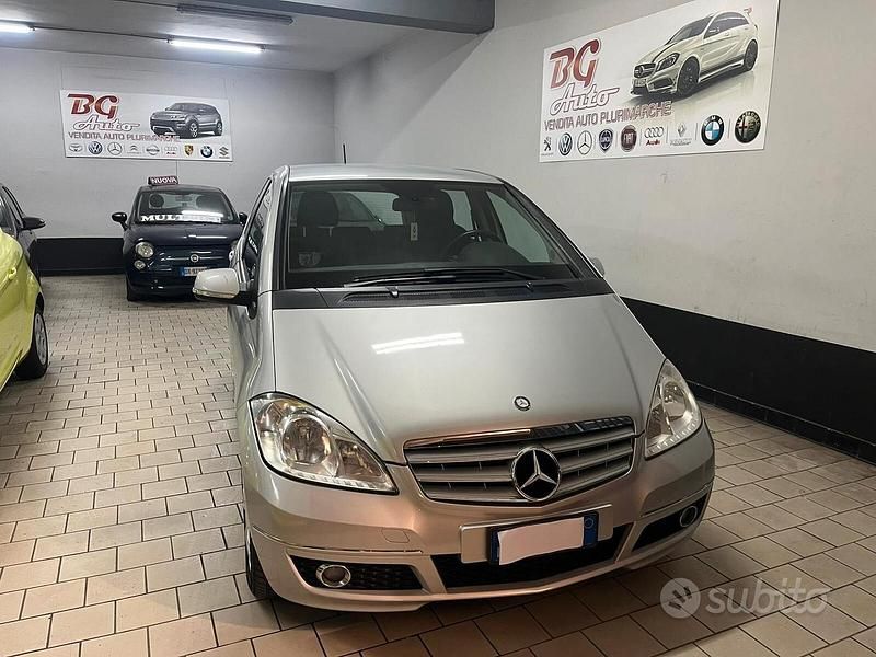 Usata Mercedes A160 Avantgarde 95 CV (69 kW) 2010 Grigio Berlina
