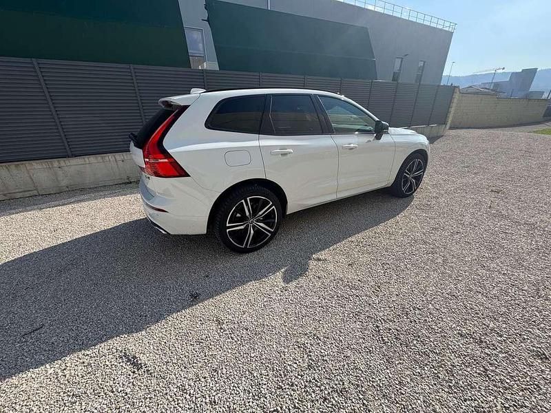 Usata Volvo XC60 R-Design 197 CV (144 kW) 2021 Bianco SUV