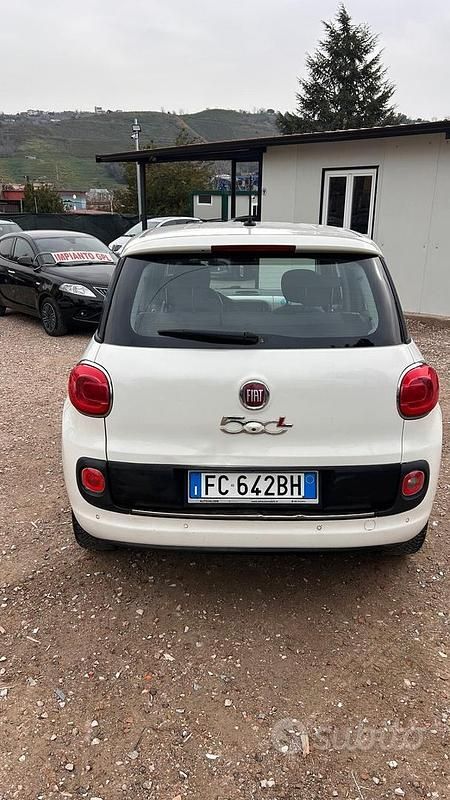 Usata Fiat 500L Lounge 120 CV (88 kW) 2016 Bianco Monovolume