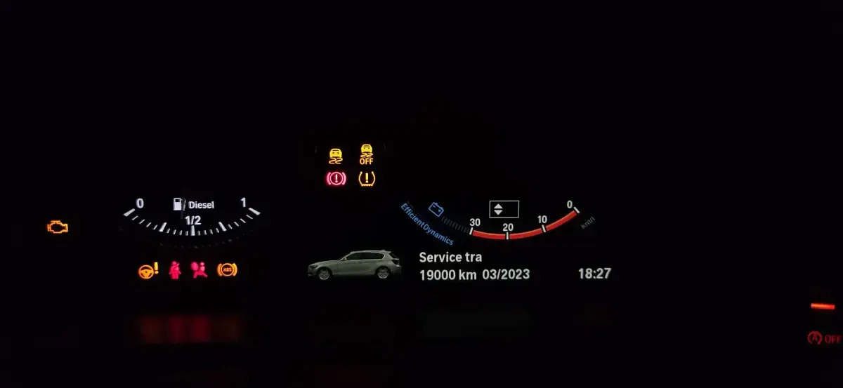 Usata BMW 120 184 CV (135 kW) 2012 Nero Utilitaria