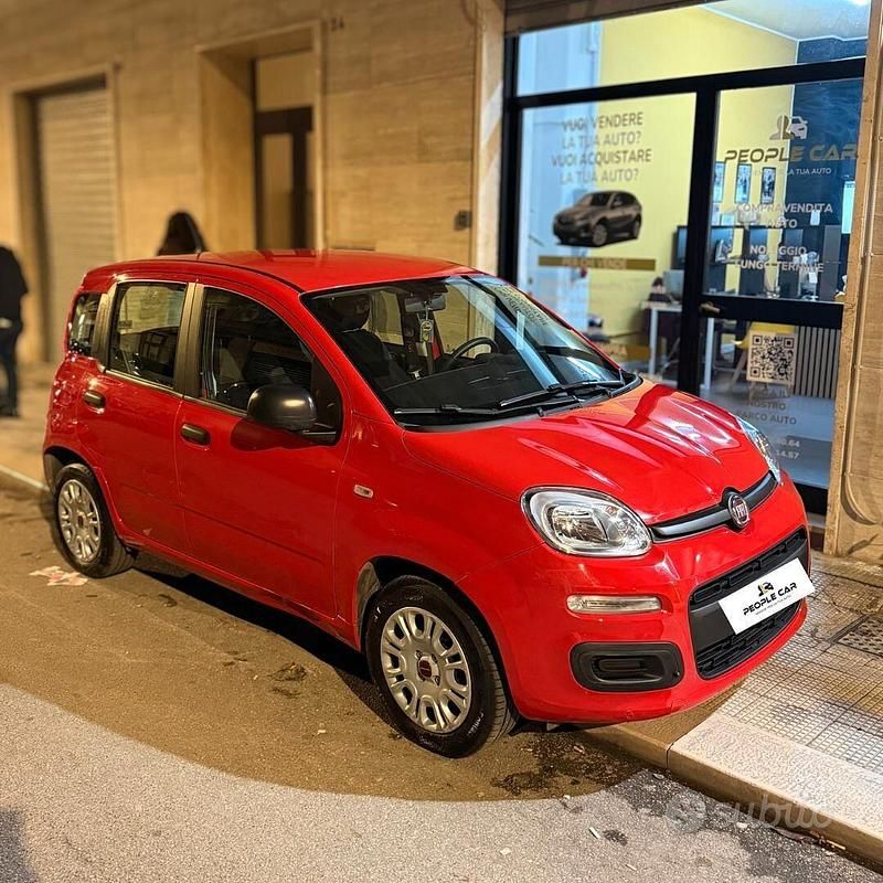 Usata Fiat Panda 69 CV (50 kW) 2020 Rosso Utilitaria