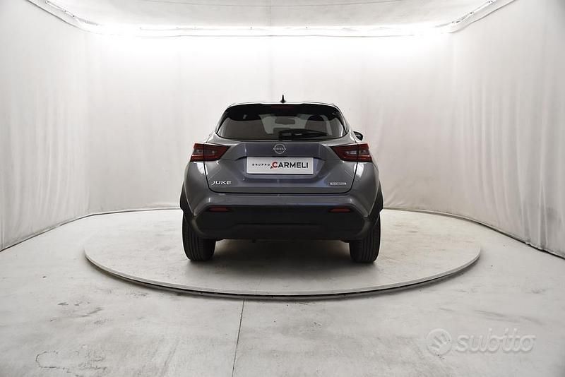Usata Nissan Juke N-Connecta 143 CV (105 kW) 2023 Grigio SUV