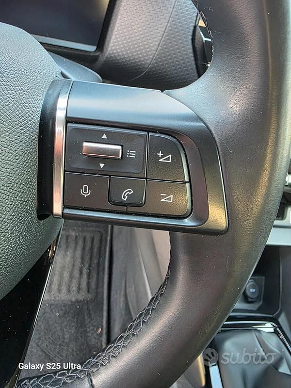 Usata Citroën C4 Shine 131 CV (96 kW) 2022 Nero Berlina