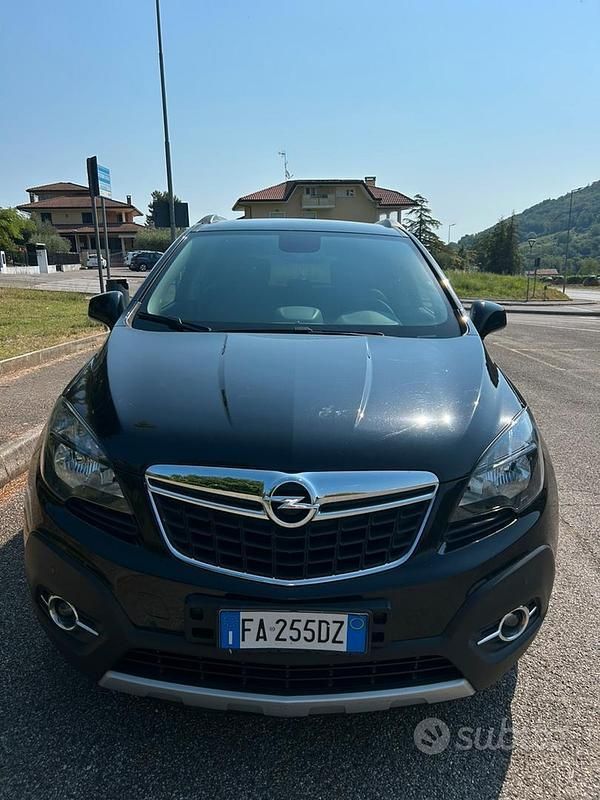 Usata Opel Mokka Cosmo 140 CV (102 kW) 2015 Nero SUV