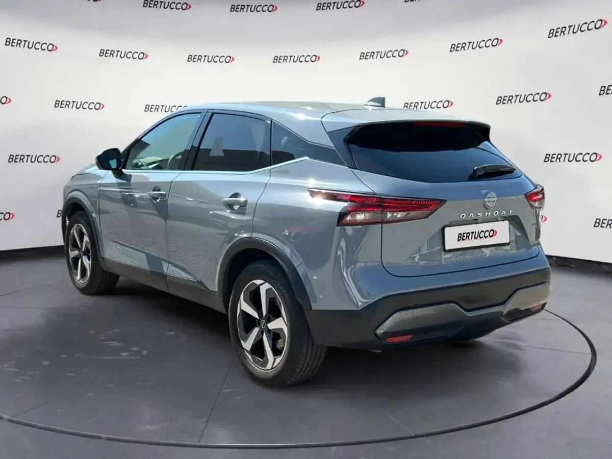 Usata Nissan Qashqai N-Connecta 158 CV (116 kW) 2024 Grigio SUV