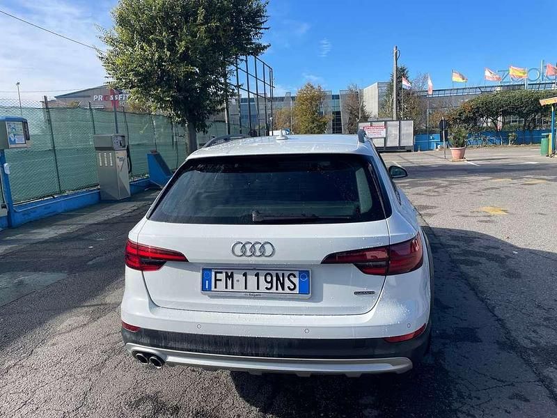 Usata Audi A4 Allroad Business 190 CV (139 kW) 2017 Bianco Station wagon