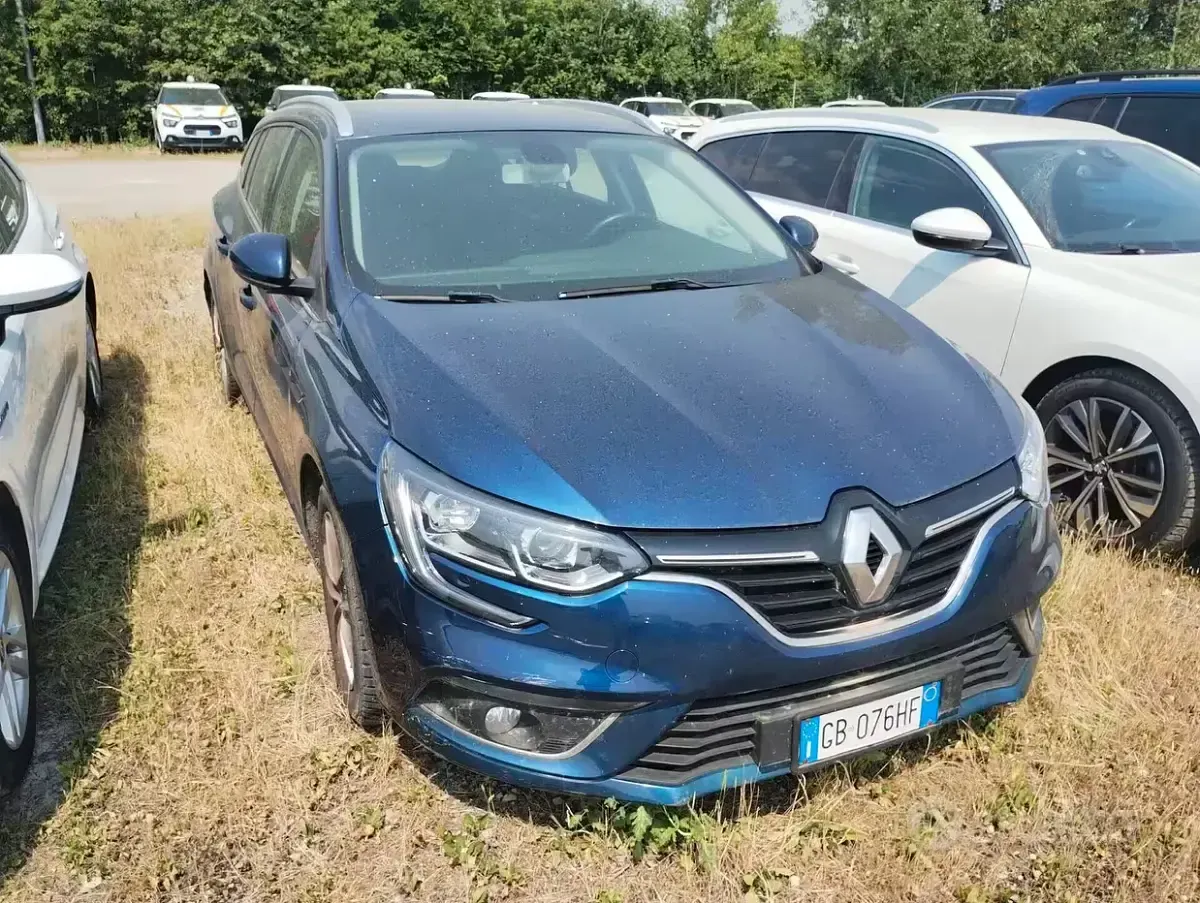 Usata Renault Mégane GrandTour 116 CV (85 kW) 2020 Blu Station wagon