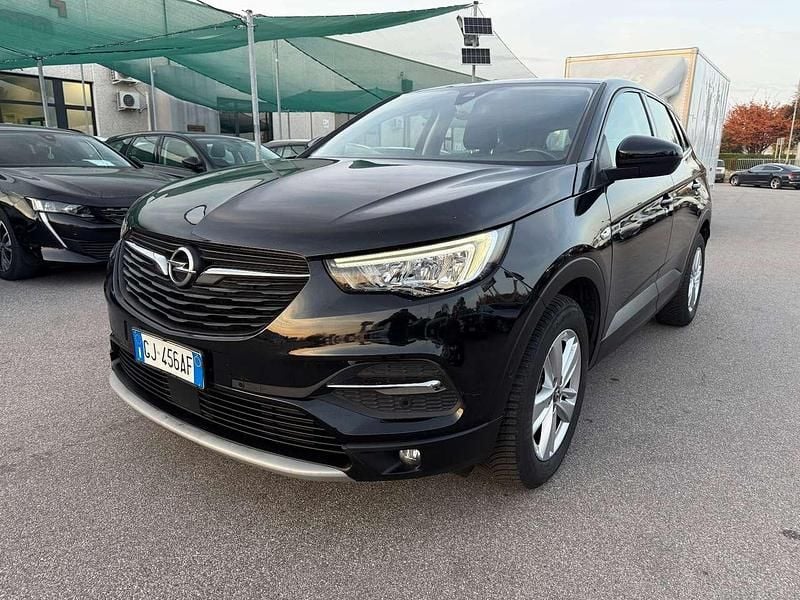 Nero Usata 2022 Opel Grandland X Edition SUV | 16.990 € (Buon prezzo) - Immagine 1/4