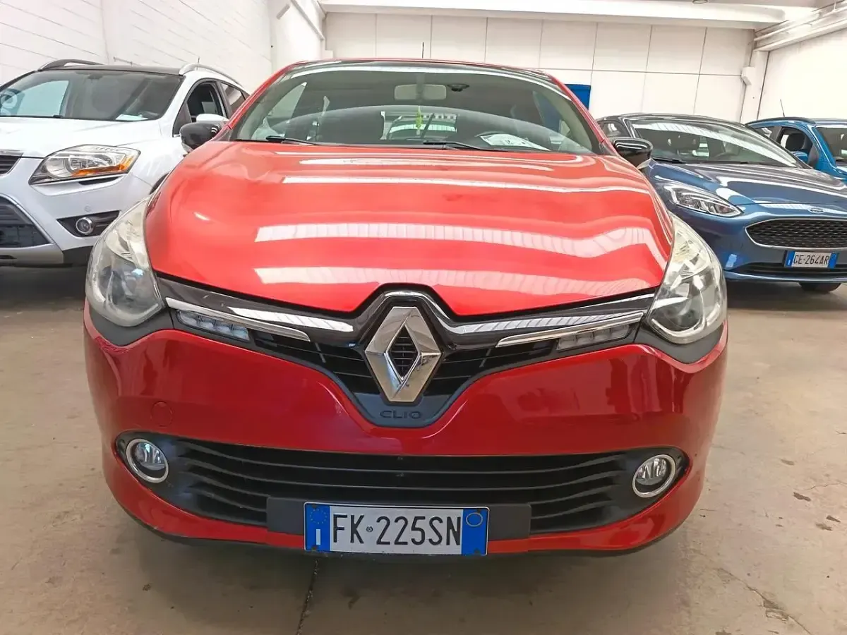 Usata Renault Clio IV 73 CV (53 kW) 2013 Rosso Berlina
