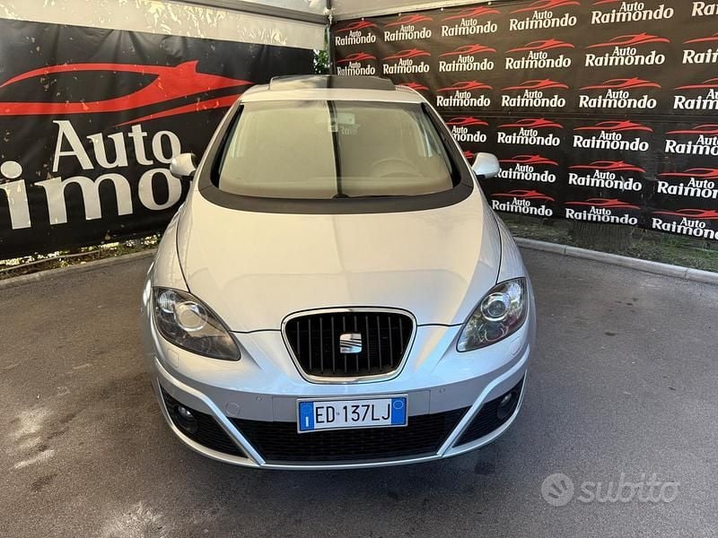 Usata Seat Altea 105 CV (77 kW) 2010 Grigio Monovolume