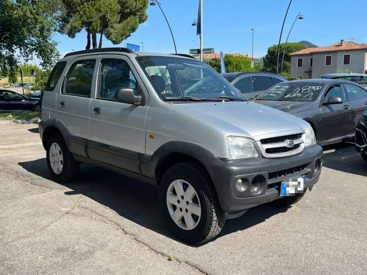 Usata Daihatsu Terios 86 CV (63 kW) 2005 SUV