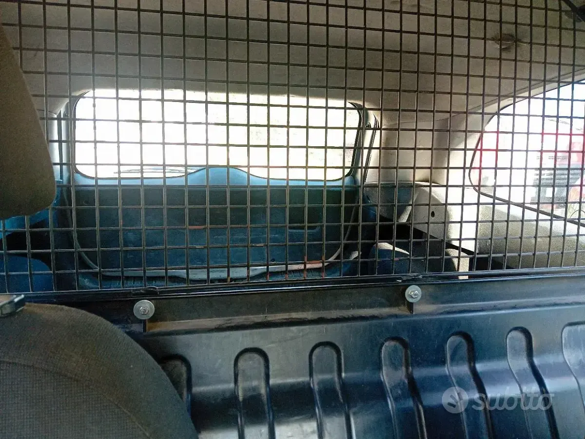 Usata Ford Fiesta 68 CV (50 kW) 2007 Utilitaria