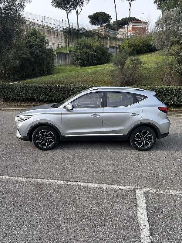 Usata MG ZS Luxury 106 CV (77 kW) 2022 SUV