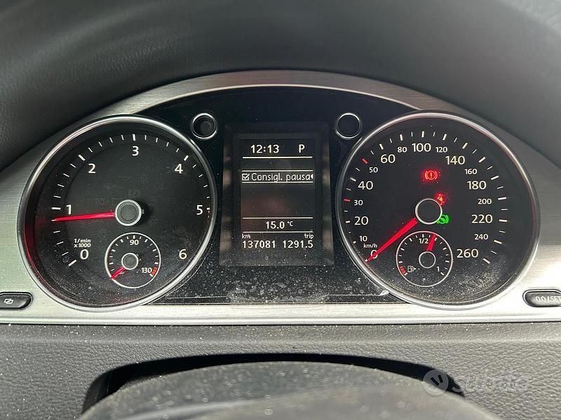 Usata VW Passat Highline 140 CV (102 kW) 2011 Grigio Berlina