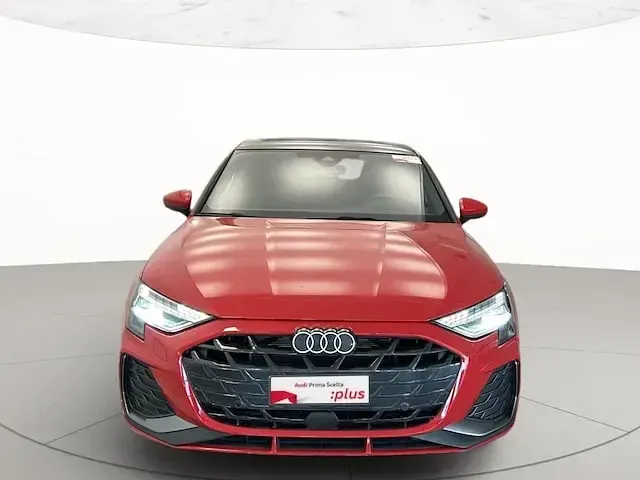 Usata Audi A3 S-Line 116 CV (85 kW) 2025 Rosso progressivo metallizzato Berlina