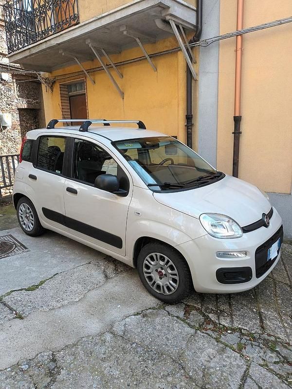 Usata Fiat Panda Easy 95 CV (69 kW) 2017 Bianco Utilitaria