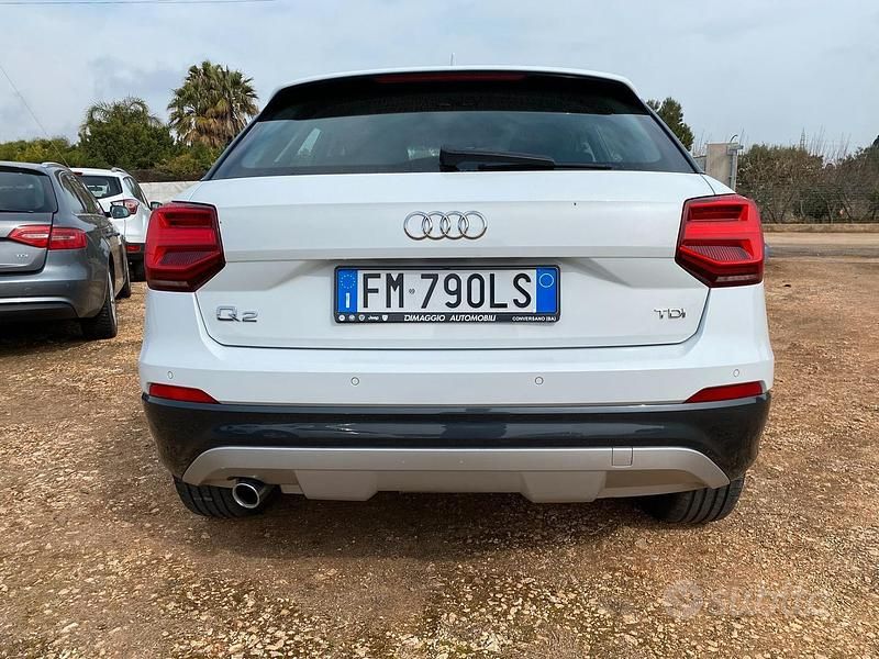 Usata Audi Q2 Design 116 CV (85 kW) 2018 Bianco SUV