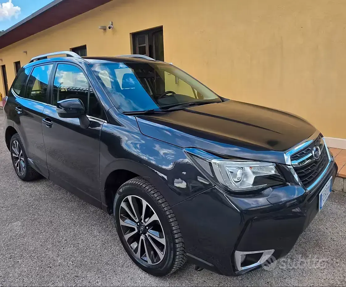 Usata Subaru Forester Sport 147 CV (108 kW) 2016 Bluazzurro SUV