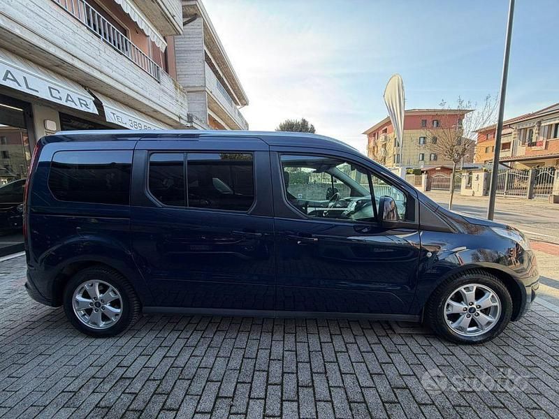 Usata Ford Tourneo Connect 120 CV (88 kW) 2017 Blu Monovolume