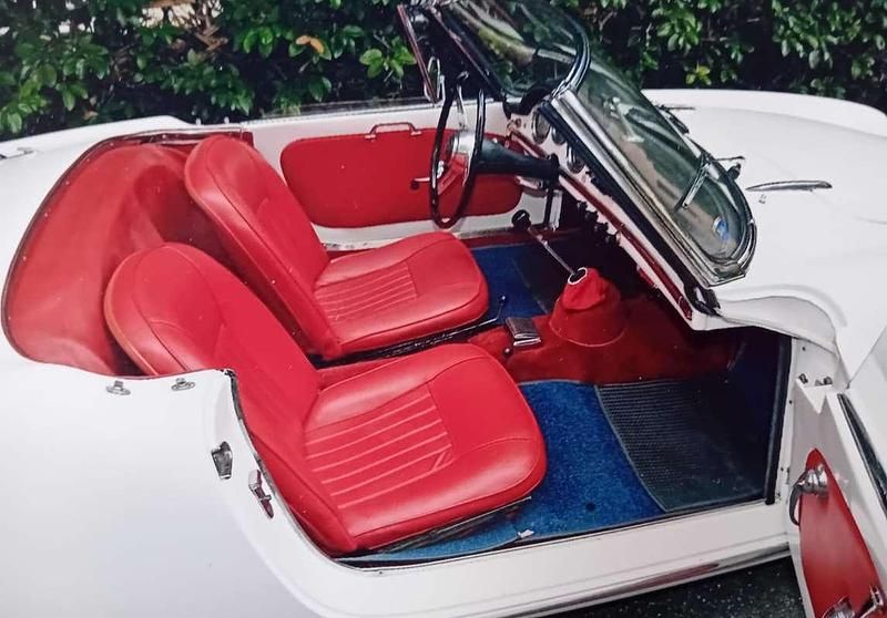 Usata Alfa Romeo Giulia Spider 90 CV (66 kW) 1963 Bianco Cabrio