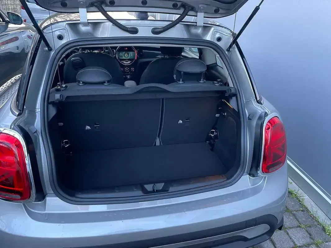Usata Mini Cooper Classic 136 CV (100 kW) 2023 Grigio Utilitaria