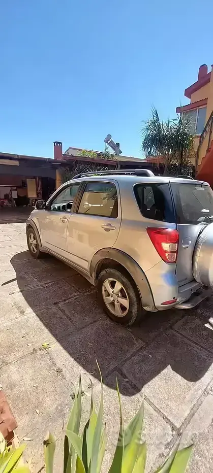 Usata Daihatsu Sirion 87 CV (63 kW) 2007 Grigio Utilitaria